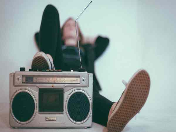 Nhìn thấy chiếc đài radio điềm gì? Thấy chiếc đài radio có điềm báo gì, con số may mắn liên quan?
