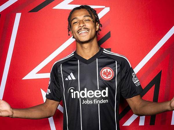 Thành tích thiếu ổn định tại Bundesliga của Jean-Matteo Bahoya Thành tích thiếu ổn định tại Bundesliga của Jean-Matteo Bahoya